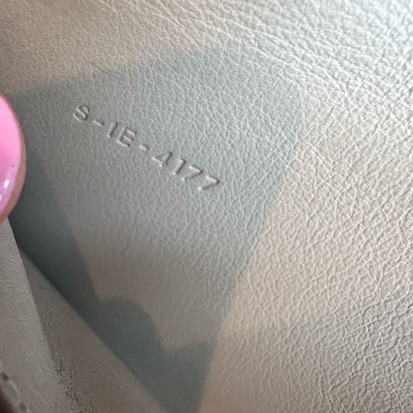 100% authentic Celine blue leather wallet - Picture 16 of 16